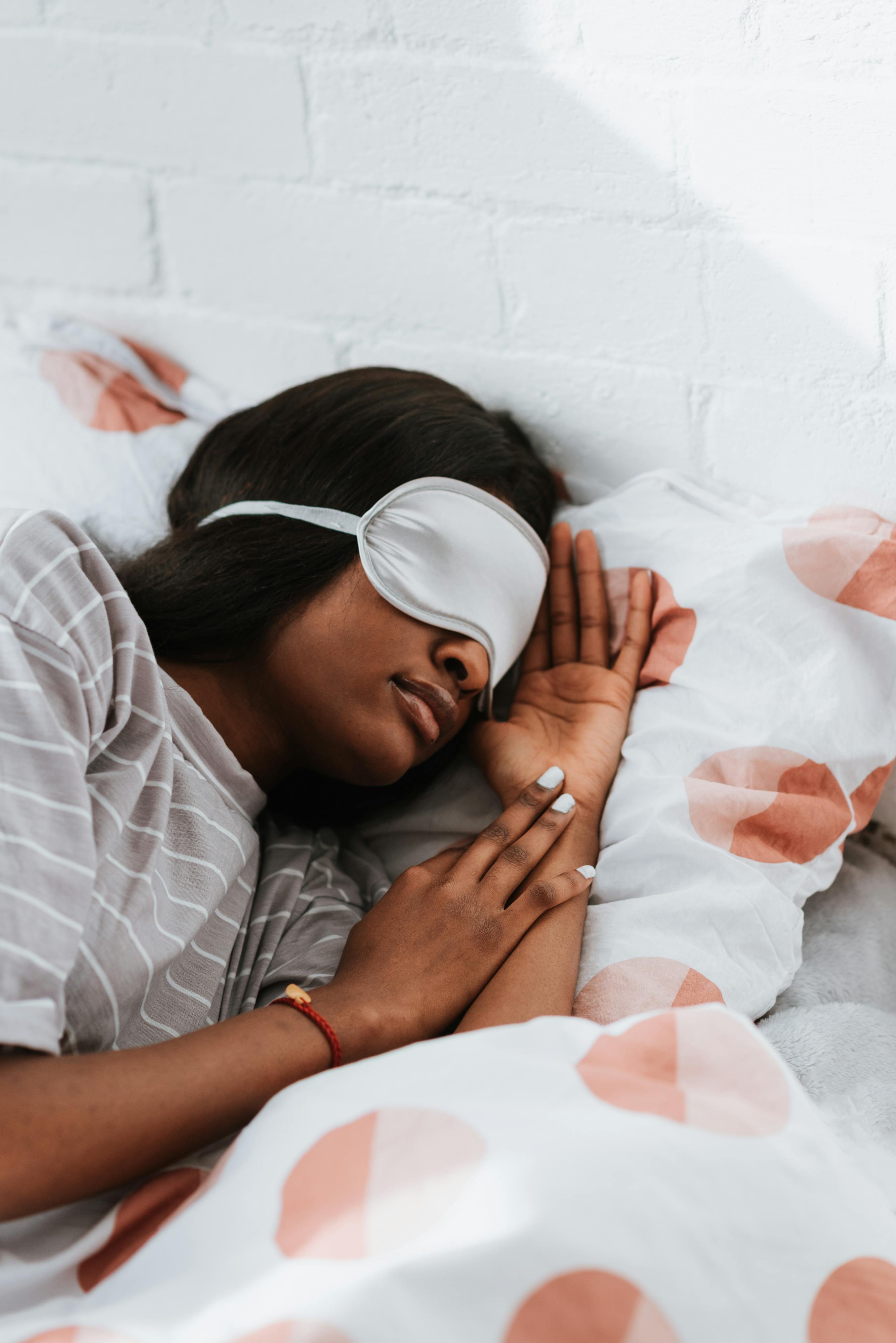 How to Sleep Better Naturally: Practical Tips article cover image